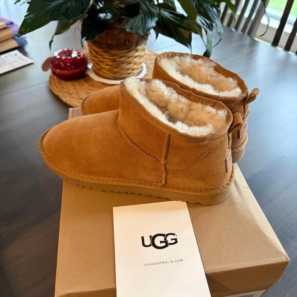 UGG Classic Ultra Mini Chestnut - Picture 4 of 5